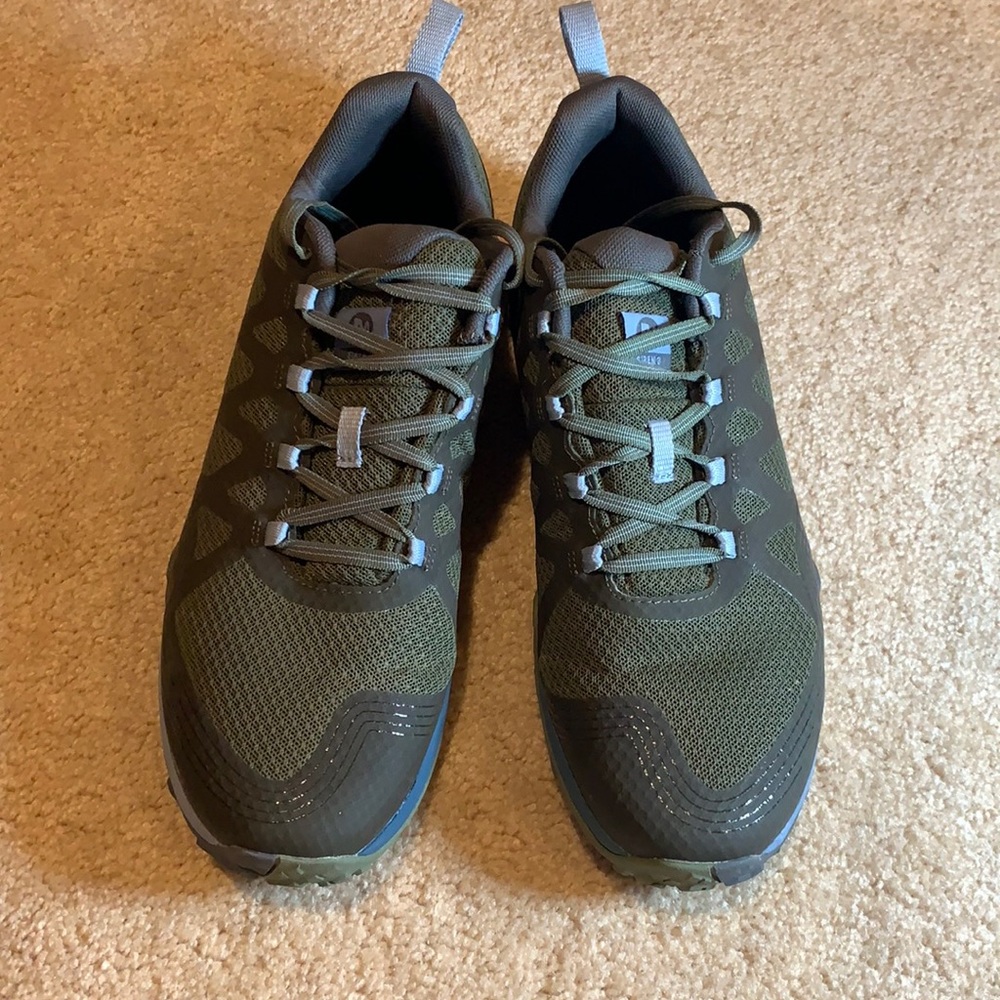 Merrell All-terrain sneakers